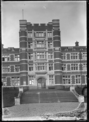View of Knox College, Dunedin, showing the front entrance.