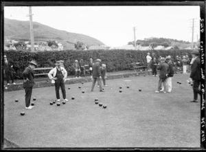 Men playing bowls at the Island Bay Bowling Club, Wellington