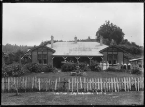Lake House accomodation house, Waikaremoana - Photograph taken by J G T