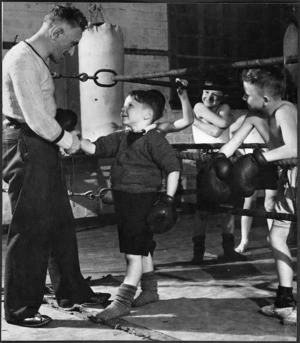 Creator unknown : Photograph of a young boxers at the Wellington City Mission