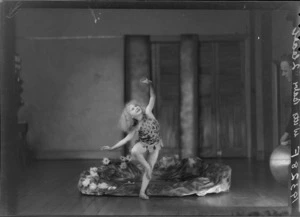 Bebe de Roland, dancer, as child in costume