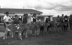 Tikitiki Calf Club day ca 1948