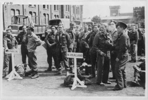 New Zealand and Australian ex-prisoners of war, at a transit centre in Brussels, World War Two - Photograph taken by Lee Hill
