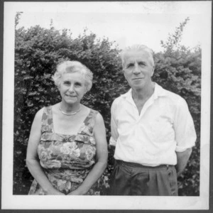 Searell, Pamela, 1926-2000 :Photograph of Henry Charles McQueen (1898-1976) and Esther Cecilia McQueen (fl 1923-1976)