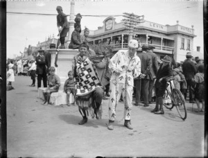 "Maori chief" and "convict" at the Armistice Day celebrations in Levin