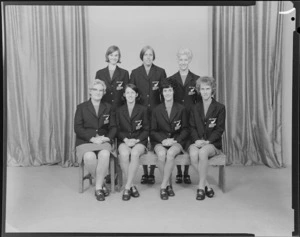 Members of the New Zealand women's cross country team