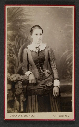 Grand & Dunlop (Christchurch) fl 1878 :Portrait of unidentified woman