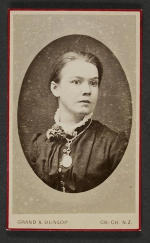 Grand & Dunlop (Christchurch) fl 1878 :Portrait of unidentified woman