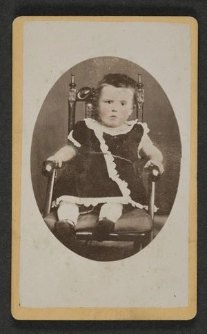 M Heslop & Co (Christchurch) fl 1870s :Portrait of unidentified child
