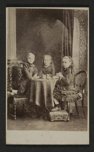Sherlock, William (Christchurch & Reefton) fl 1875-1890 : Portrait of 3 unidentified children