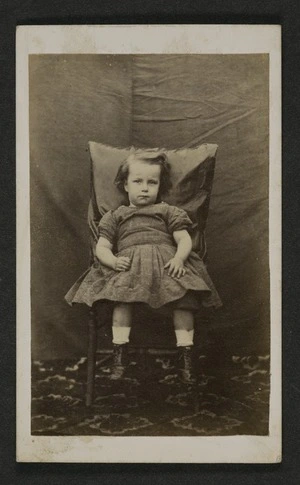 Photographer unknown: Portrait of unidentified child