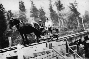 Horse drawn rail cart for transporting timber