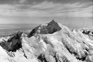A view of Mount Tasman, covered in ice