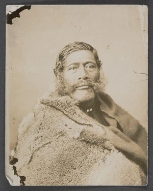 Photographer unknown :Portrait of Herere Ratia