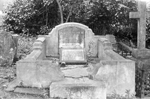 The Hayes family grave, plot 2303, Bolton Street Cemetery