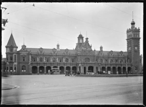 Exterior view of the Dunedin Railway Station, circa 1926