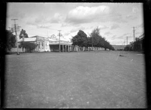 View of Main Street in Te Puke, 1924.