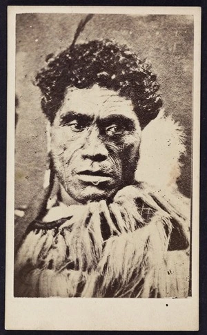 Photographer unknown :Portrait of Te Mamaku