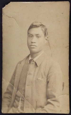 Photographer unknown :Portrait of unidentified young man