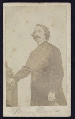 Photographer unknown :Portrait of Sims Reeves