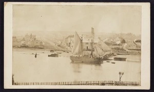 Photographer unknown :Photograph of a brigantine at Riverton