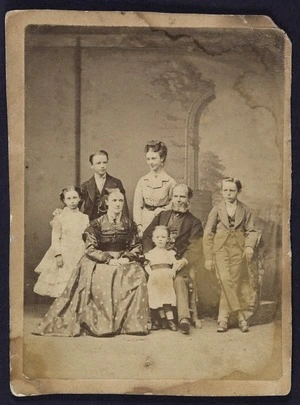 Photographer unknown :Portrait of the Wilson family