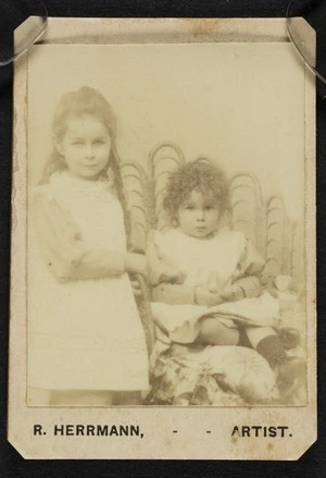 Mary Vida Pearce and Agnes Isobel Pearce