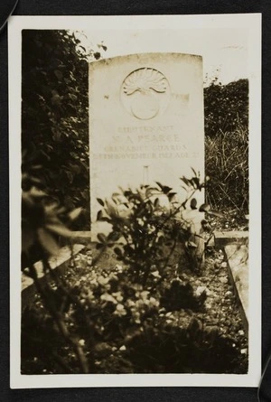 Grave of Nathaniel Arthur Pearce, Grenadier Guards, unidentified location