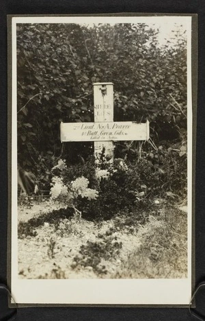 Grave of Nathaniel Arthur Pearce, Grenadier Guards, probably Trescault Communal Cemetery, France