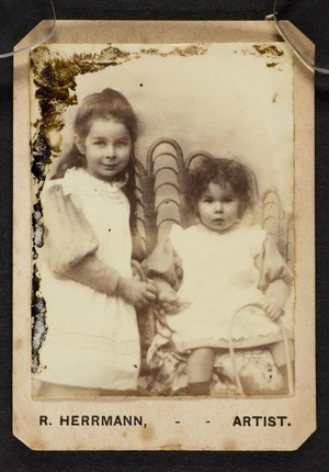 Portrait of infant Agnes Isobel Pearce and child Vida Mary Pearce