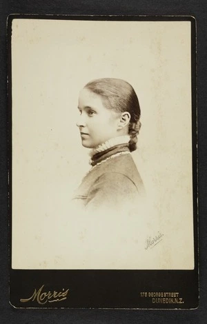 Portrait of Annie Vida Kate Pearce