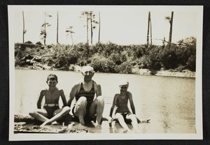 Thomas Duncan McGregor Stout with his son John David Stout and daughter Vida Mary Stout at the river