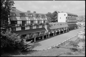 Hiropi Street flats, Newtown - Photograph taken by Phil Reid