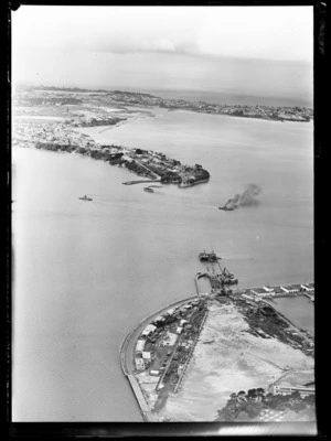 Auckland Harbour Bridge progress, Waitemata Harbour