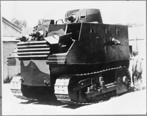 Pratt, J, fl 1974 :Photograph of tank designed by Robert Semple