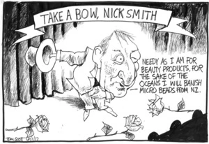 Nick Smith bows