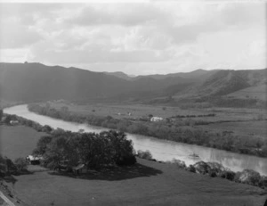Part 1 of a 4 part panorama depicting C H Walker's farm, on the banks of the Whanganui River, at Kaiwhaiki