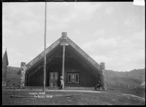 Front view of Te Tokanganui-A-Noho, Te Kuiti
