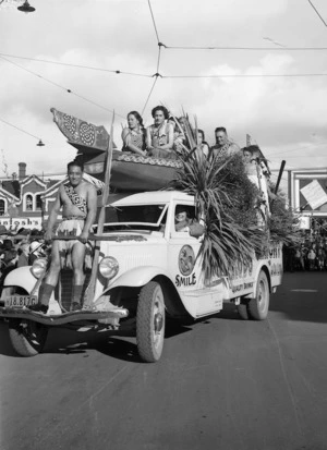 Waka in Coronation parade, Christchurch