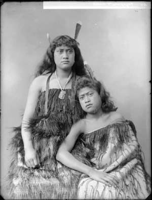 Ngapara and her sister - Photograph taken by William Henry Thomas Partington