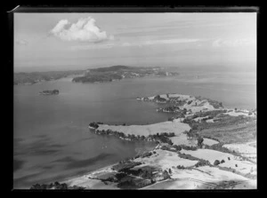 Algies Bay (foreground), Mullet Point, and Kawau Island, Auckland Region