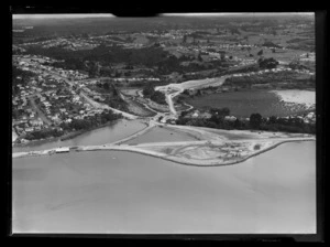 Auckland Harbour Bridge construction