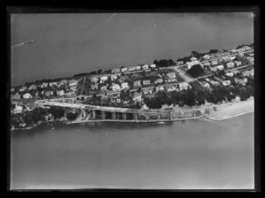 Auckland Harbour Bridge construction