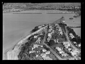 Northcote approach to the Auckland Harbour Bridge