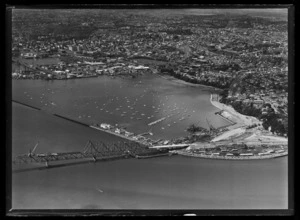 Auckland Harbour Bridge, Westhaven