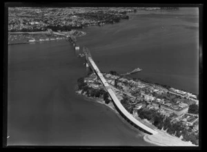 Auckland Harbour Bridge, Northcote