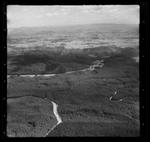 Kaituna rural scene [Kaituna river?], Rotorua District, Bay of Plenty Region