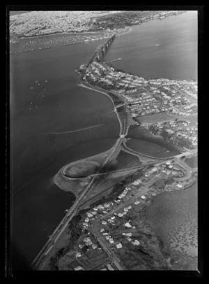 North Shore approach to Auckland Harbour Bridge