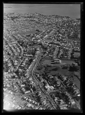 Auckland Harbour Bridge parade