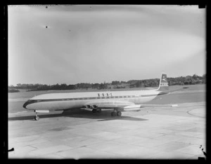 British Overseas Airways Corporation (BOAC) Comet 4 aircraft, Whenuapai Airport, Waitakere, Auckland